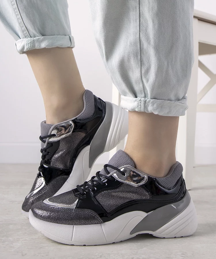 Czarne sneakersy na wysokiej podeszwie Rude