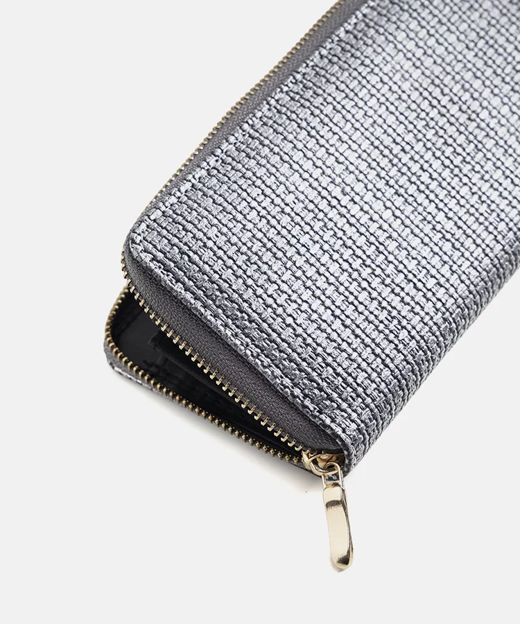 Srebrny portfel damski Hinds