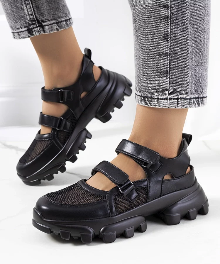 Czarne sneakersy na masywnej podeszwie Djurs