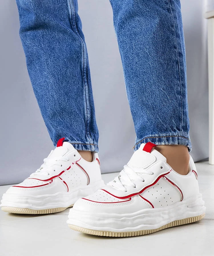 Białe sneakersy z czerwonymi wstawkami Nettie