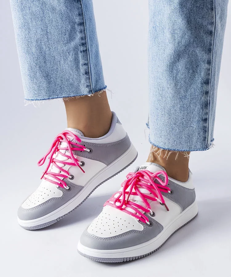 Białe retro sneakersy Shari