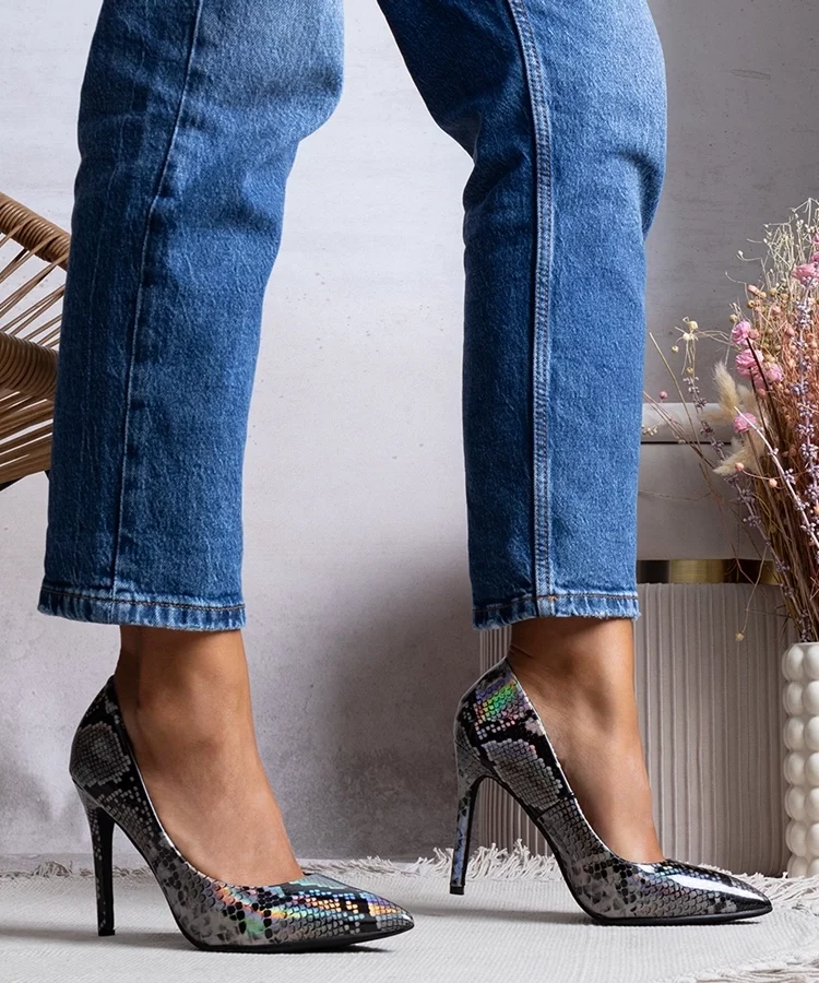 Srebrne lakierowane szpilki Ella