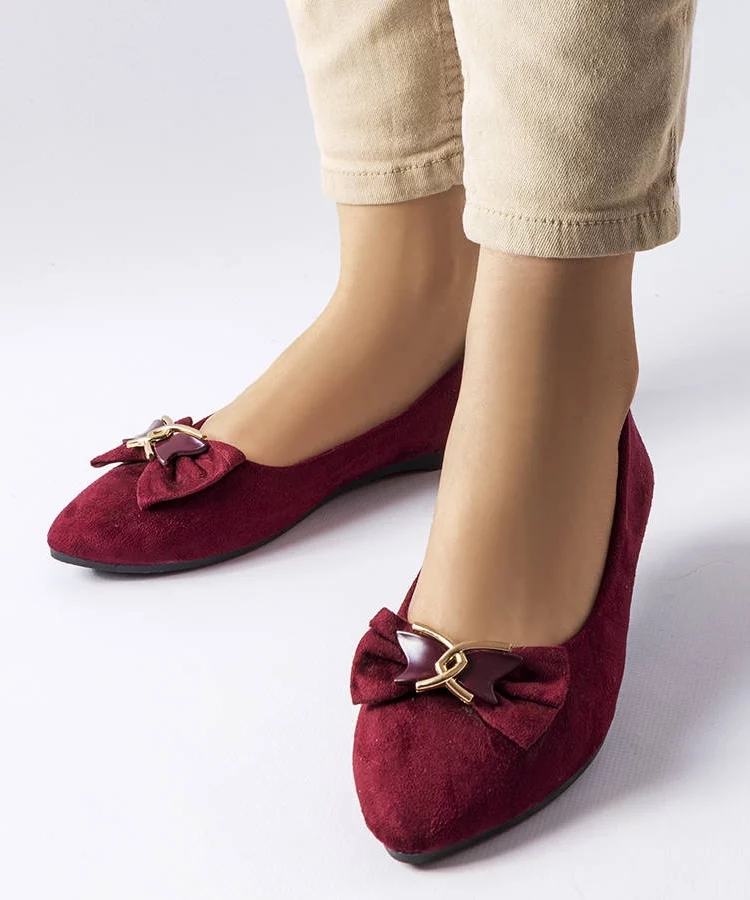 Bordowe balerinki ze szpiczastym noskiem Jetté