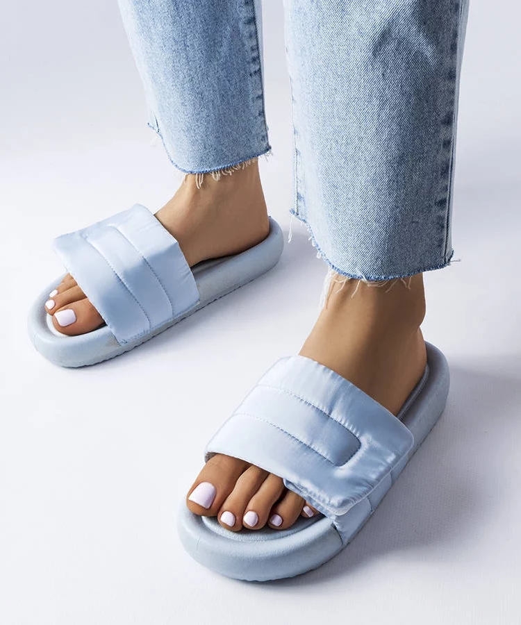 Niebieskie klapki zapinane na rzep Aleron