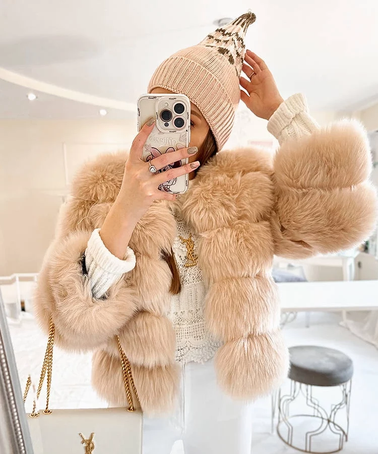 Różowa czapka Abner