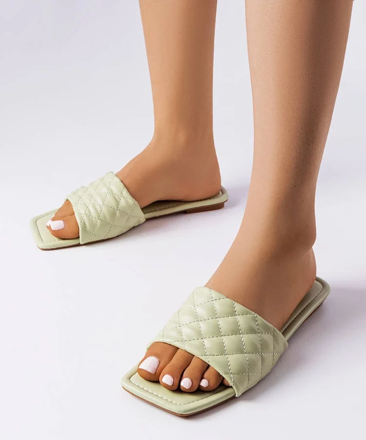 Zielone eleganckie klapki z pikowaniem Labrie