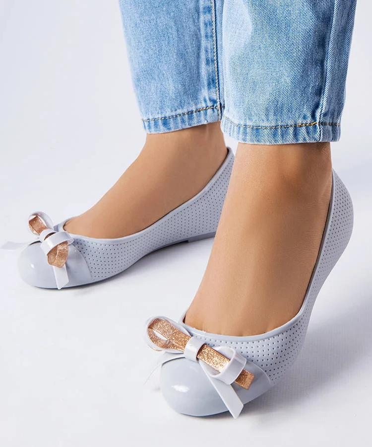 Szare balerinki zdobione kokardką Harlingen