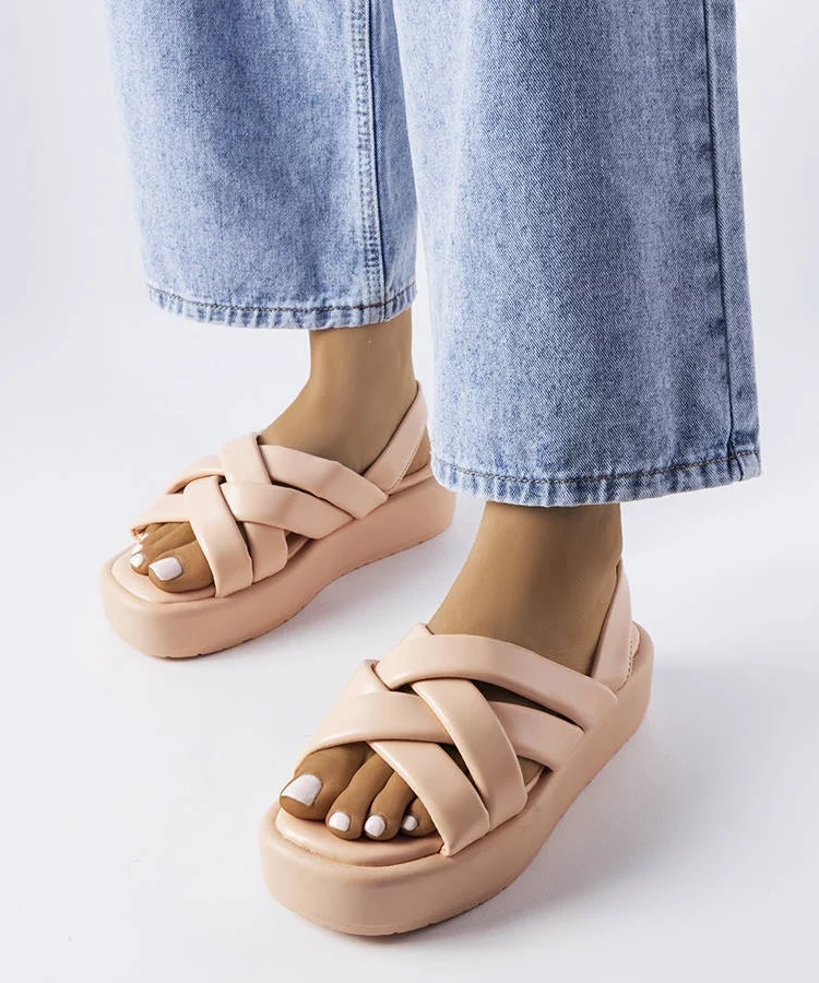 Różowe sandały na platformie Horseshoe