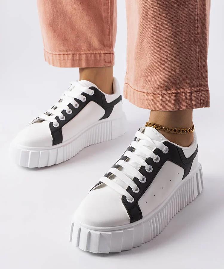 Białe sneakersy na platformie Gosselin