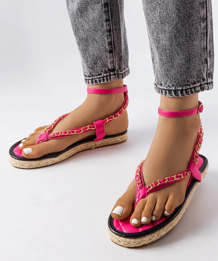 Różowe sandałki zdobione łańcuszkiem Varieur