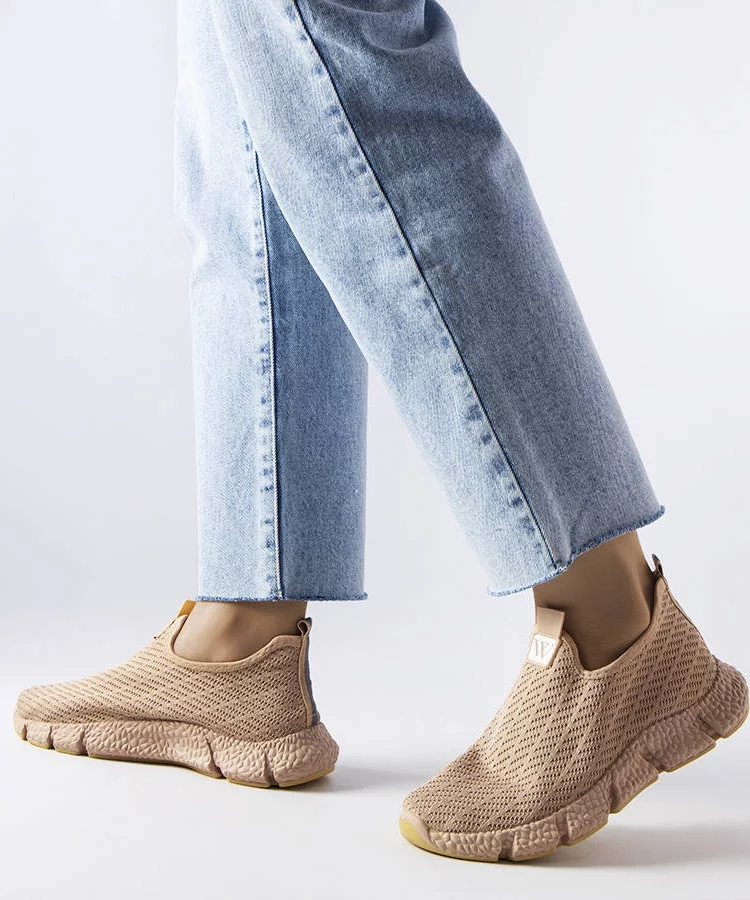Beżowe wsuwane sneakersy Yellville