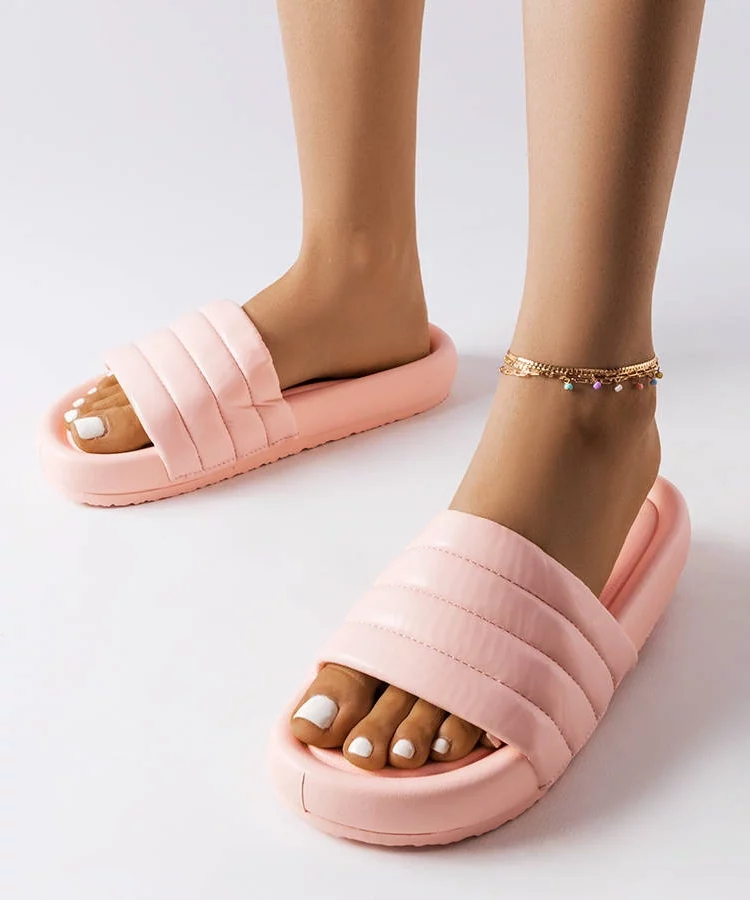 Różowe klapki zdobione pikowaniem Dorene