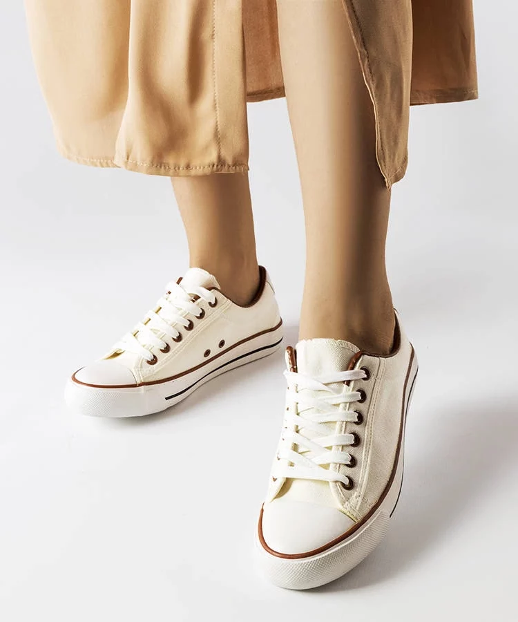 Białe materiałowe trampki Mascherone