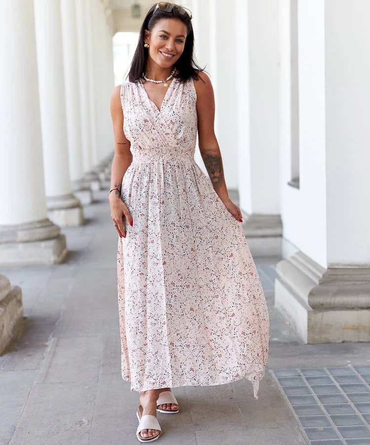 Beżowa sukienka w kwiatki Napolitano