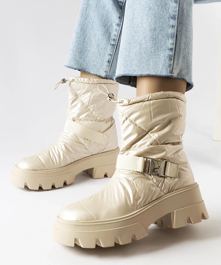 Beżowe lakierowane śniegowce Ambretta