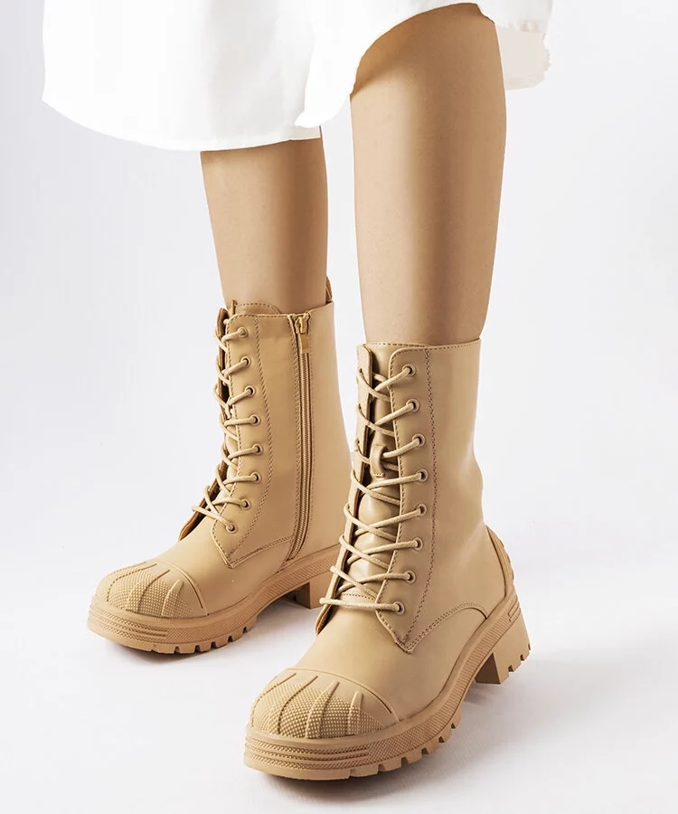 Beżowe workery na grubszej podeszwie Manara