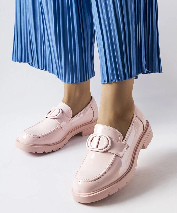 Różowe lakierowane mokasyny Scranton