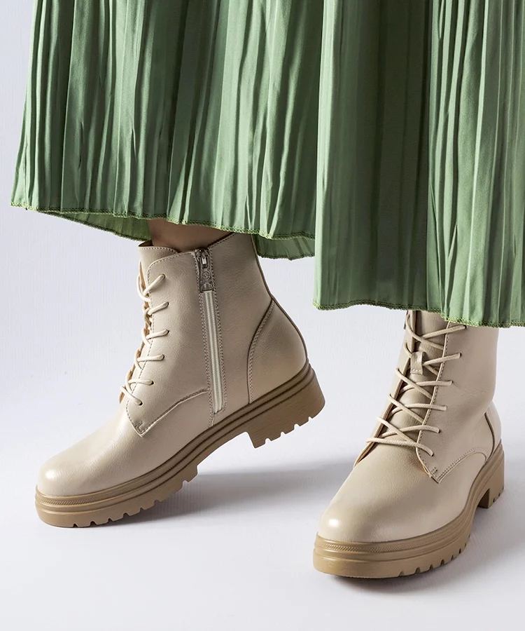 Beżowe ocieplane traperki Vinceza