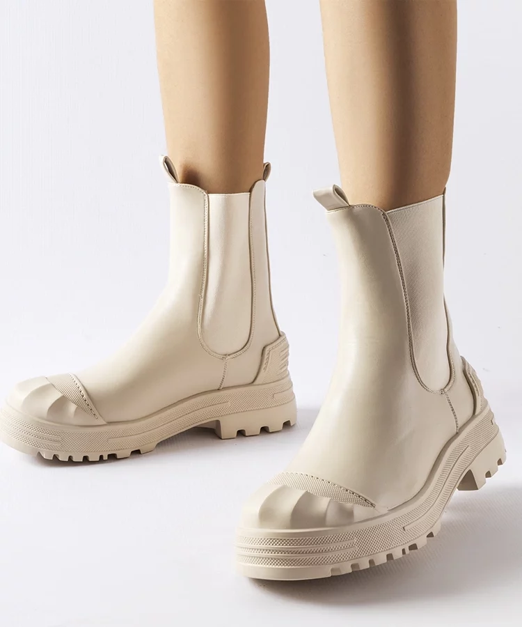 Beżowe ocieplane masywne botki Albanese