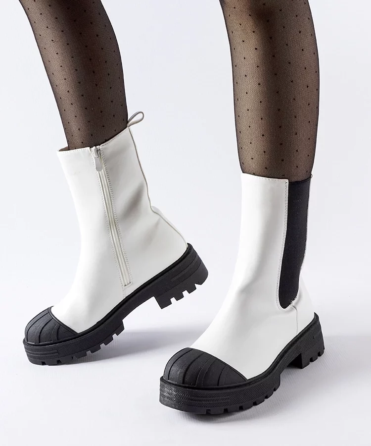 Białe klasyczne ocieplane botki sztyblety Porcigatone