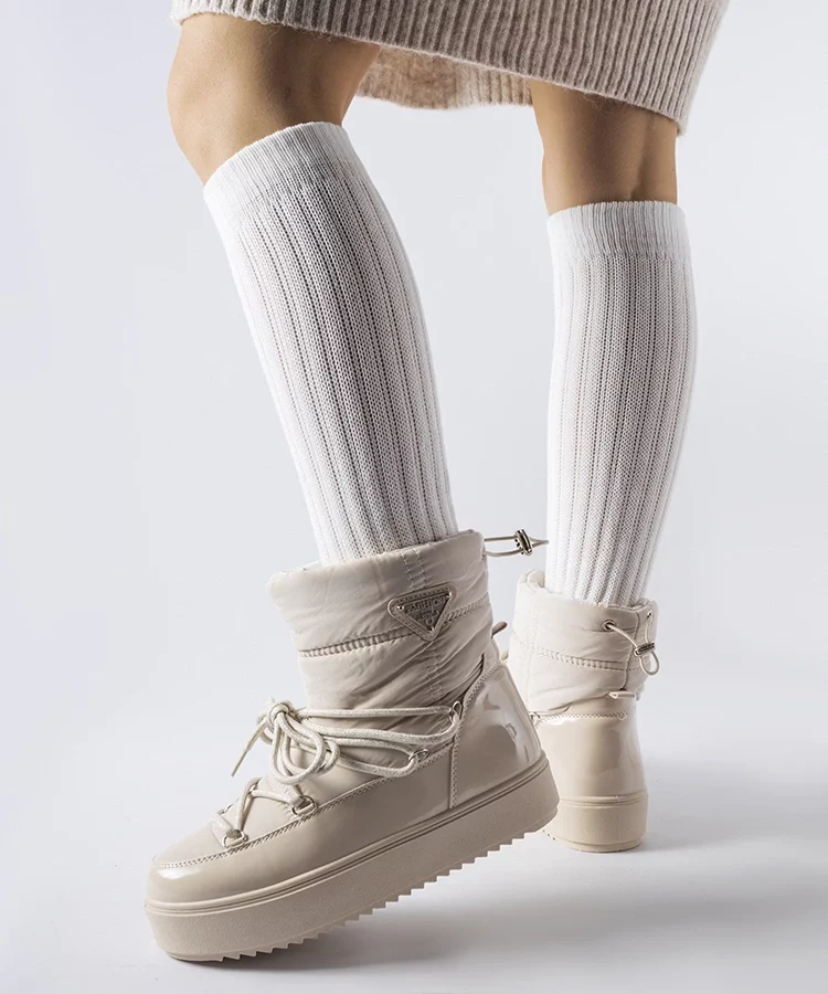 Beżowe ocieplane śniegowce z gumką Oslavia