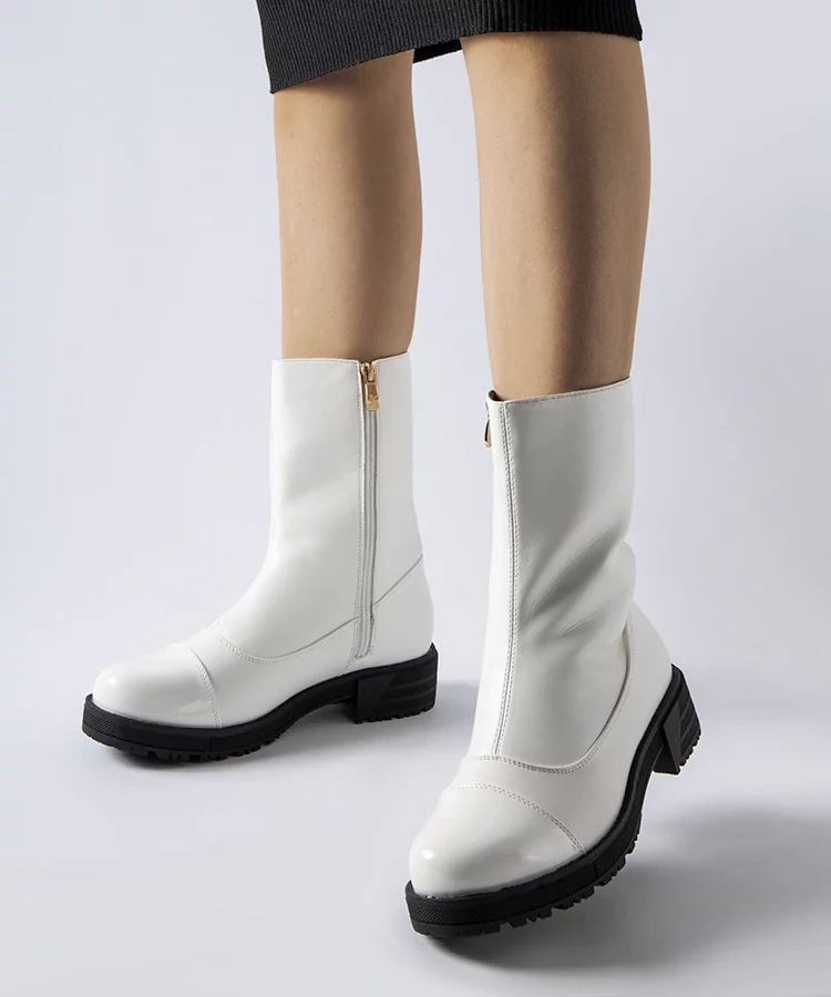 Białe ocieplane klasyczne botki Monsanpolo