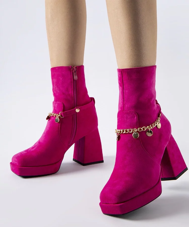 Różowe ocieplane botki z wisiorkiem Saviore