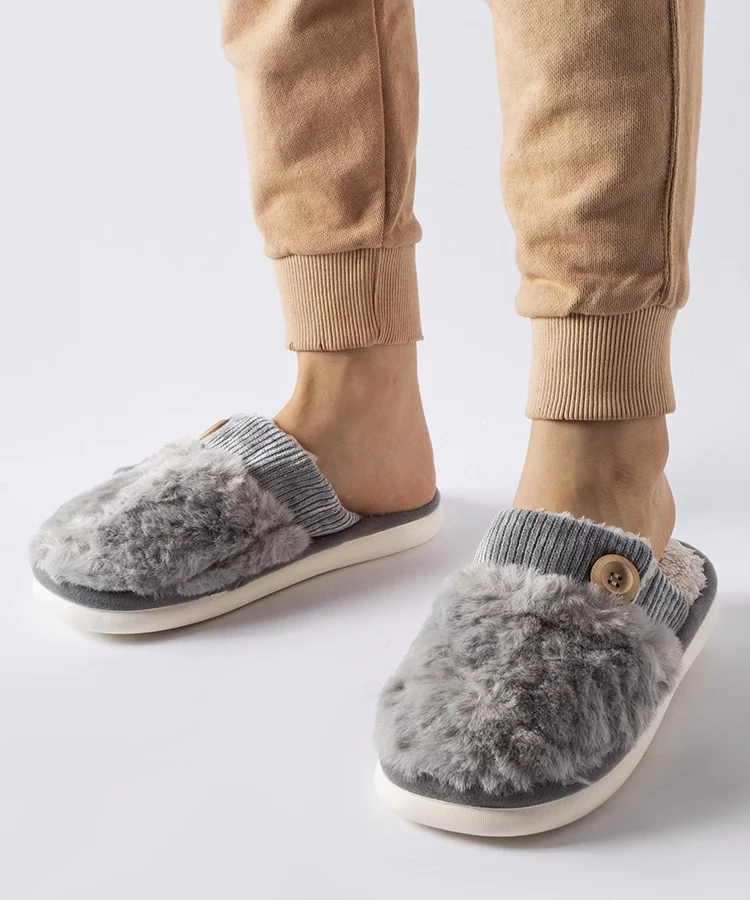 Szare ocieplane kapcie Lakeland