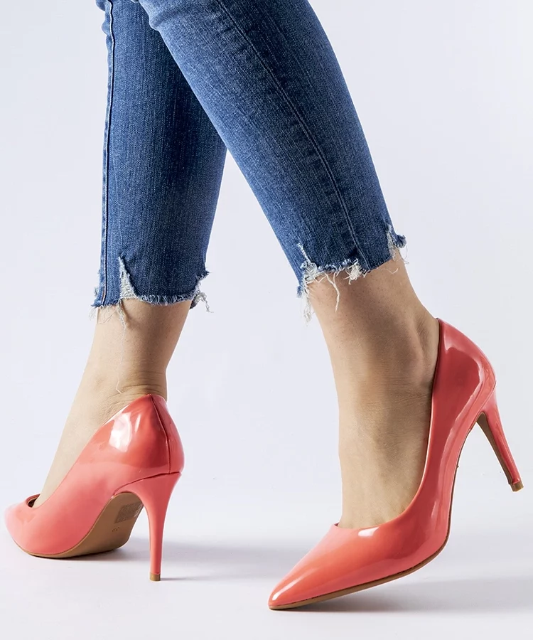 Różowe szpicowate szpilki Agrate