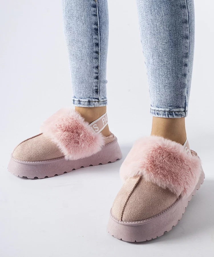 Różowe ocieplane kapcie z gumką i futrem Sangro