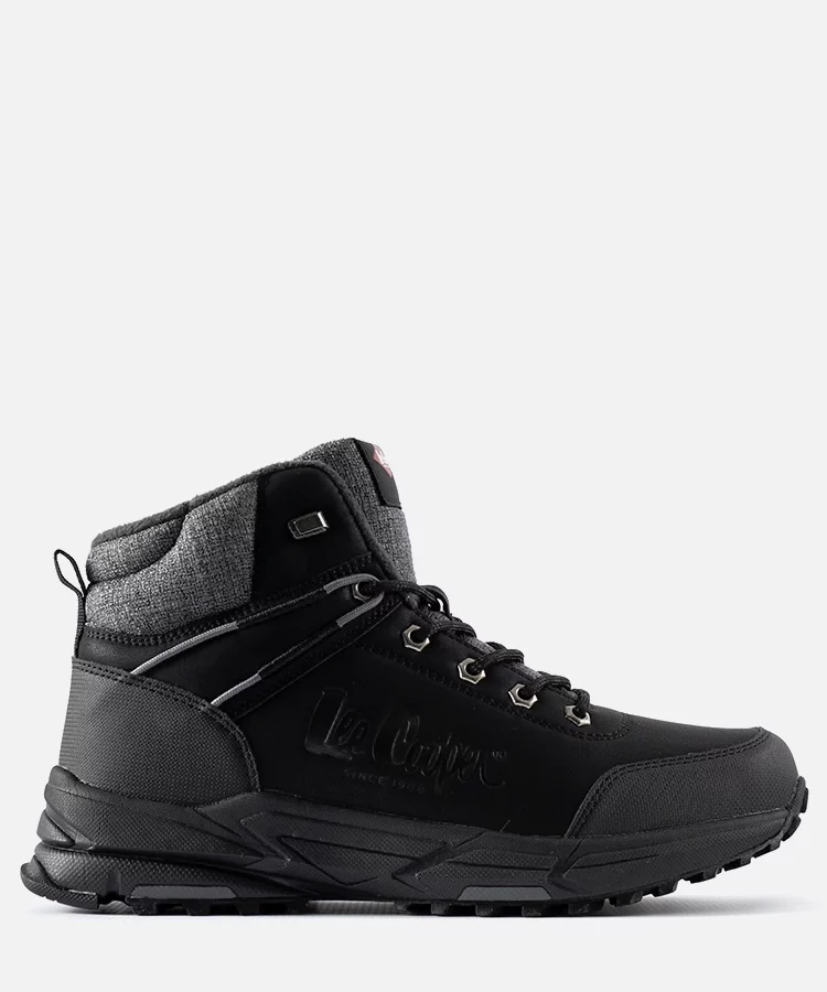 Czarne ocieplane męskie trapery LCJ-23-01-2036M