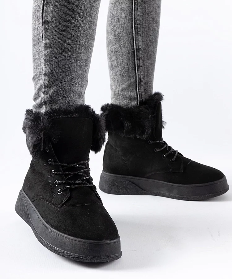 Czarne śniegowce na platformie Oliverio