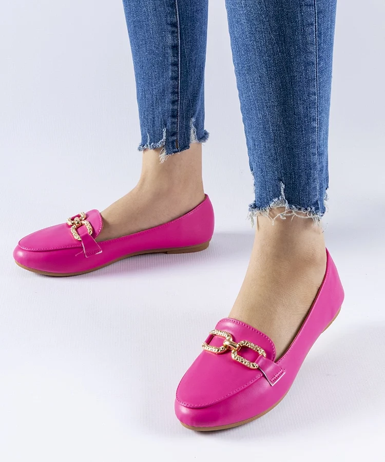 Różowe mokasyny z klamerką Sovera