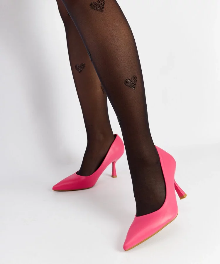 Różowe szpilki na niskim obcasie Nixon