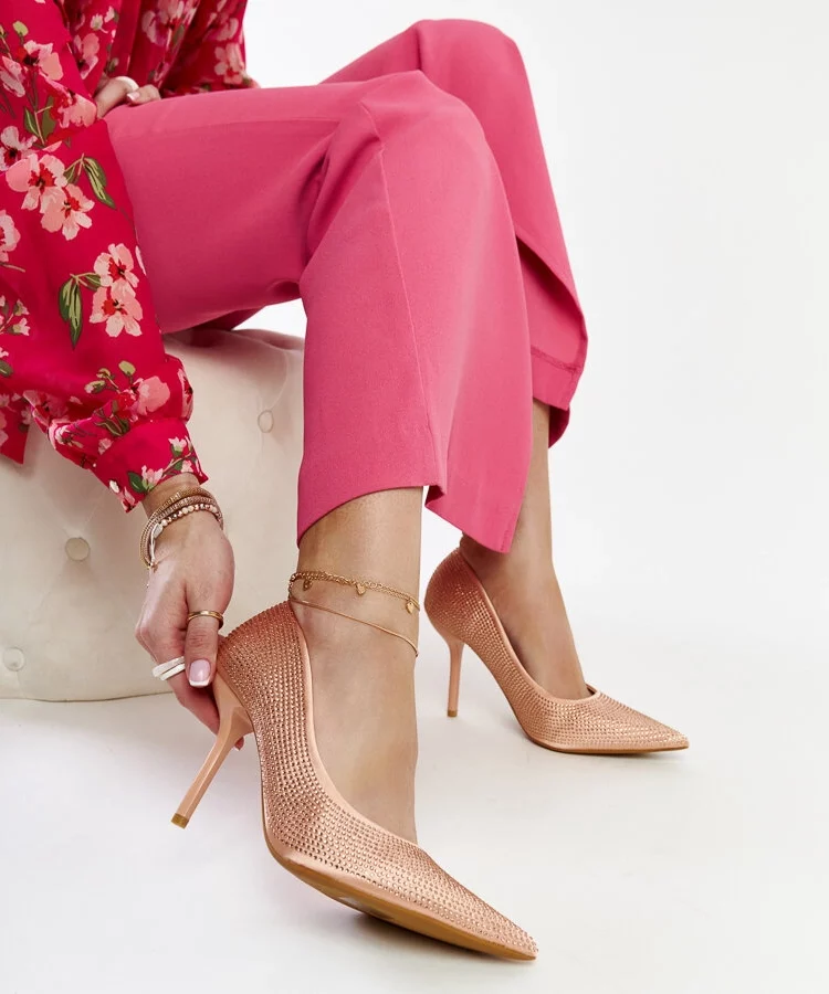 Jasnoróżowe szpilki na obcasie Liena