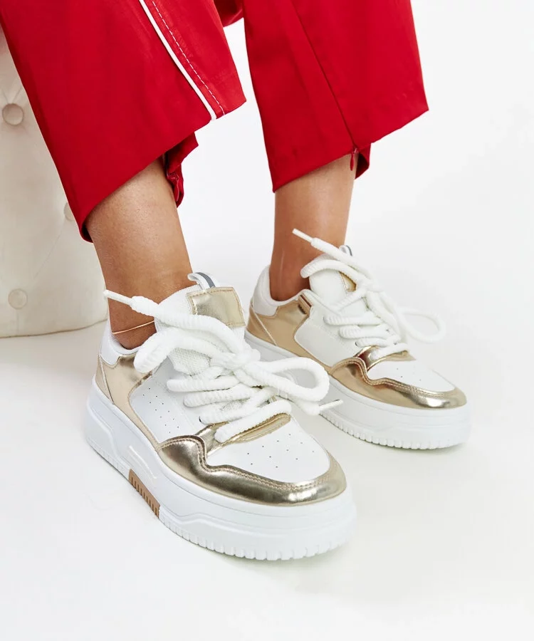 Biało-złote sneakersy na wysokiej platformie Farkas