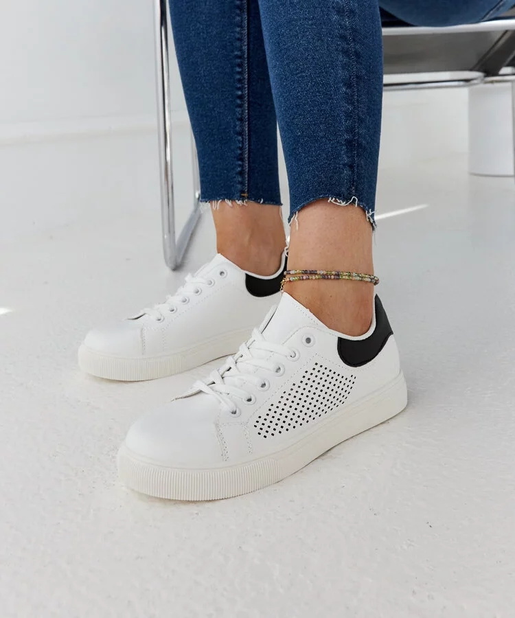 Białe trampki damskie ażurowe sneakersy Semhar