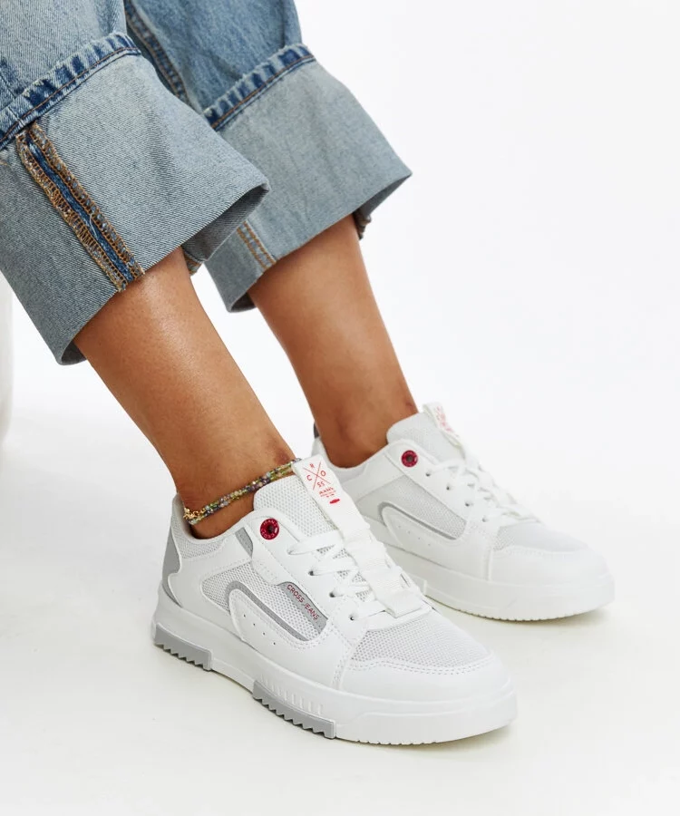 Białe sneakersy damskie CROSS JEANS