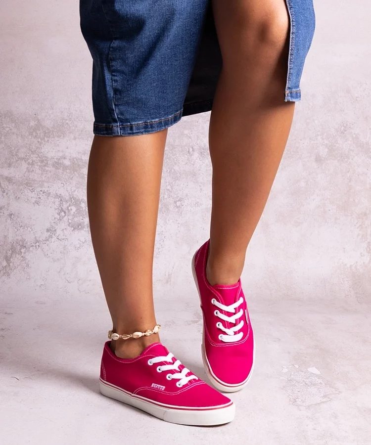 Różowe klasyczne tenisówki Erla