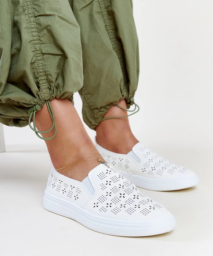 Białe wsuwane tenisówki Hilal