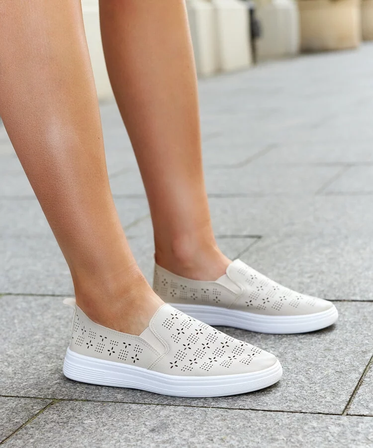 Beżowe wsuwane tenisówki Hilal