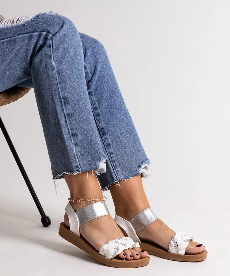 Białe sandałki Aldona