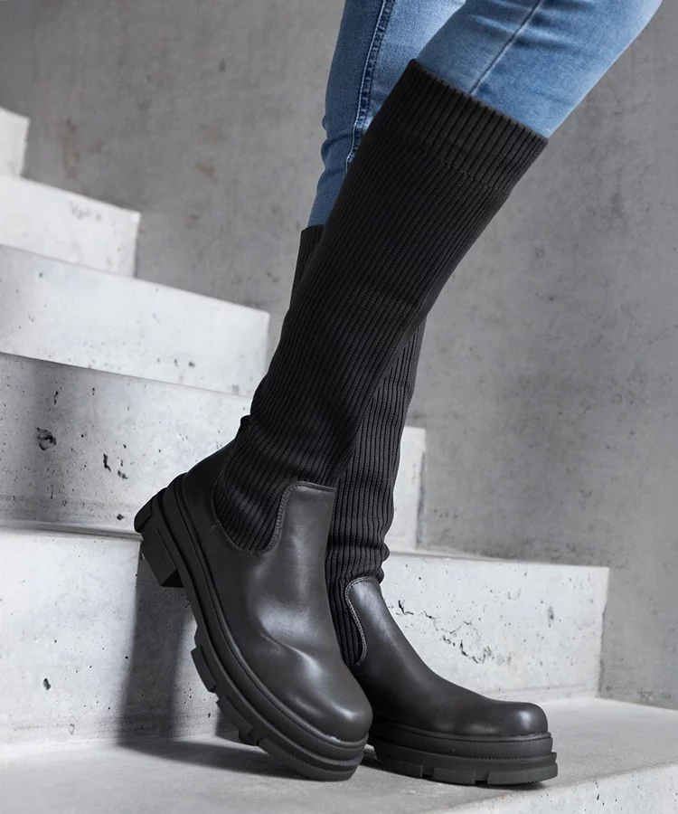 Zielone kozaki wsuwane z elastyczną cholewką Elthea