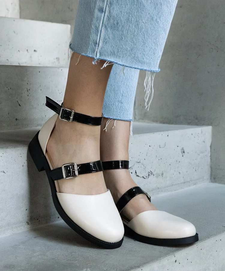 Beżowe baleriny ze sprzączką Josiane