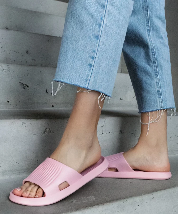 Różowe piankowe klapki Timber