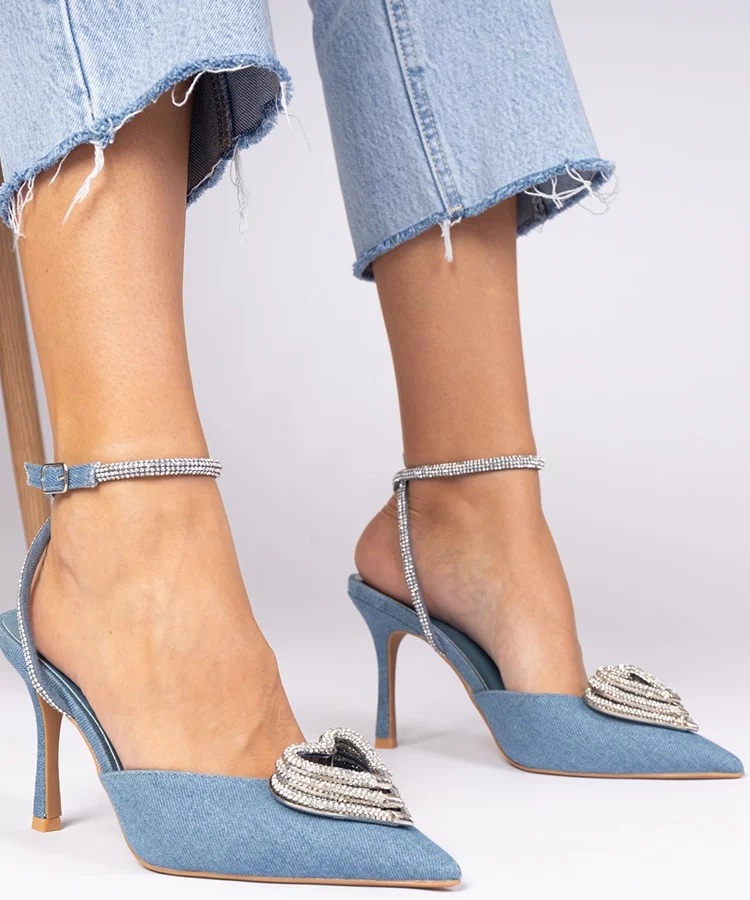 Niebieskie szpilki z odkrytą pięta zdobione cyrkoniami Isoda