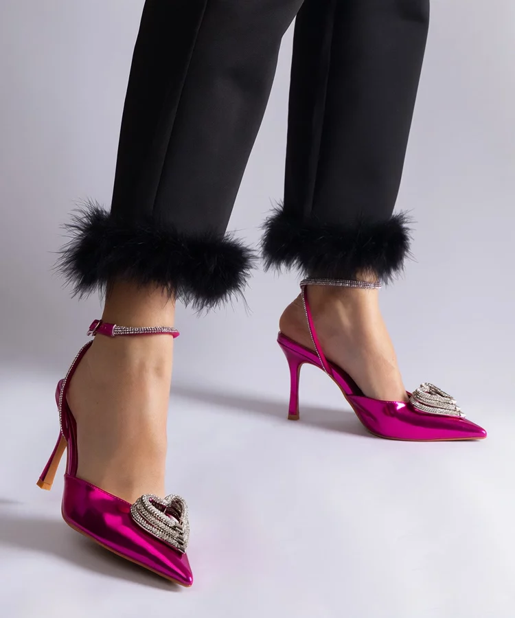 Różowe szpilki z odkrytą pięta zdobione cyrkoniami Isoda