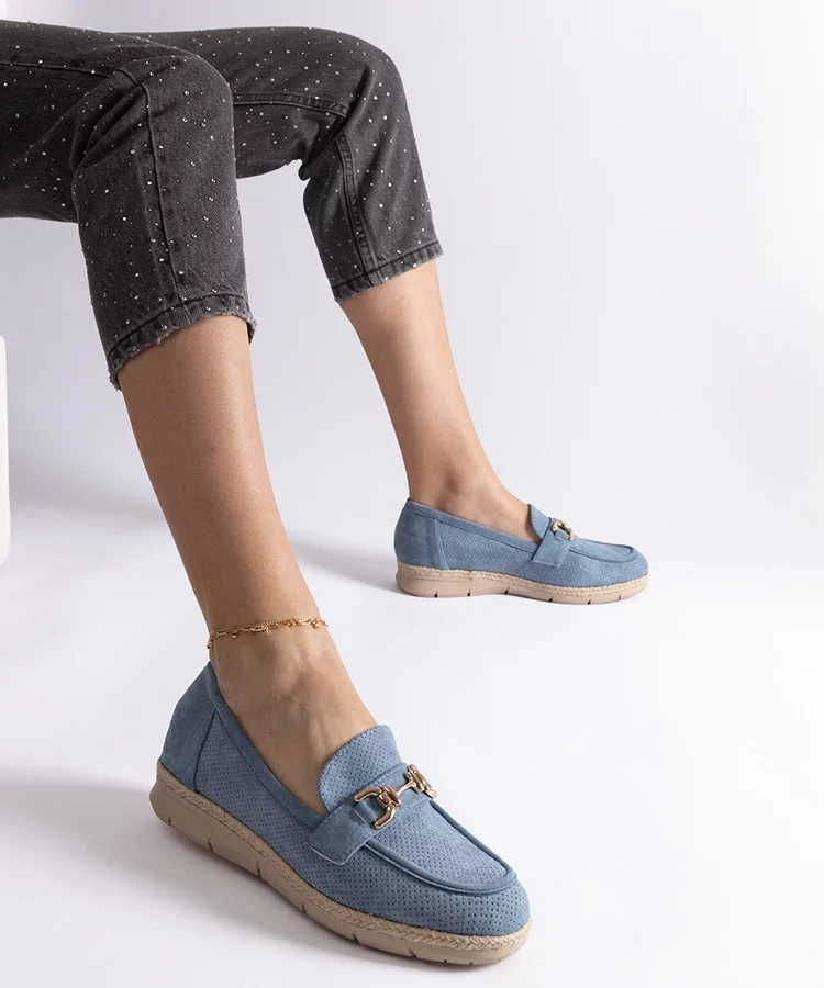 Niebieskie mokasyny damskie z eko zamszu Sandoval