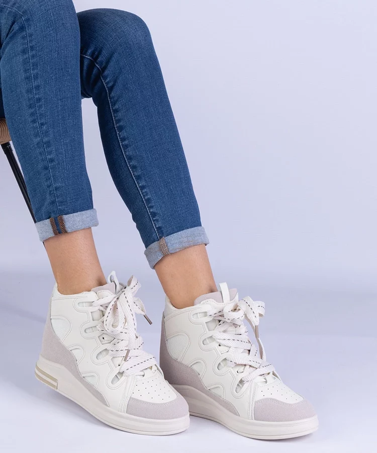 Białe sneakersy damskie z grubymi sznurówkami Gralina