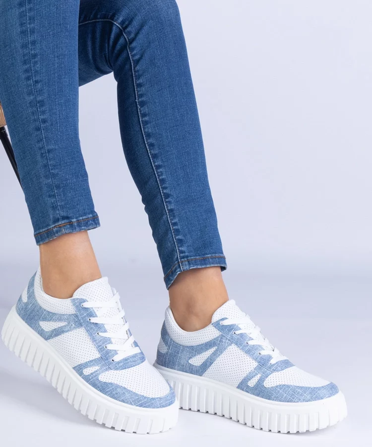 Niebieskie sneakersy ażurowe na masywnej podeszwie Lusinda